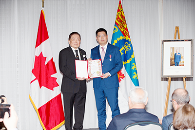 萬(wàn)豐集團董事長(cháng)陳濱獲頒加拿大政府國王勛章